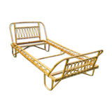 Rattan bed