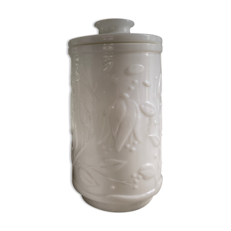 Opaline jar