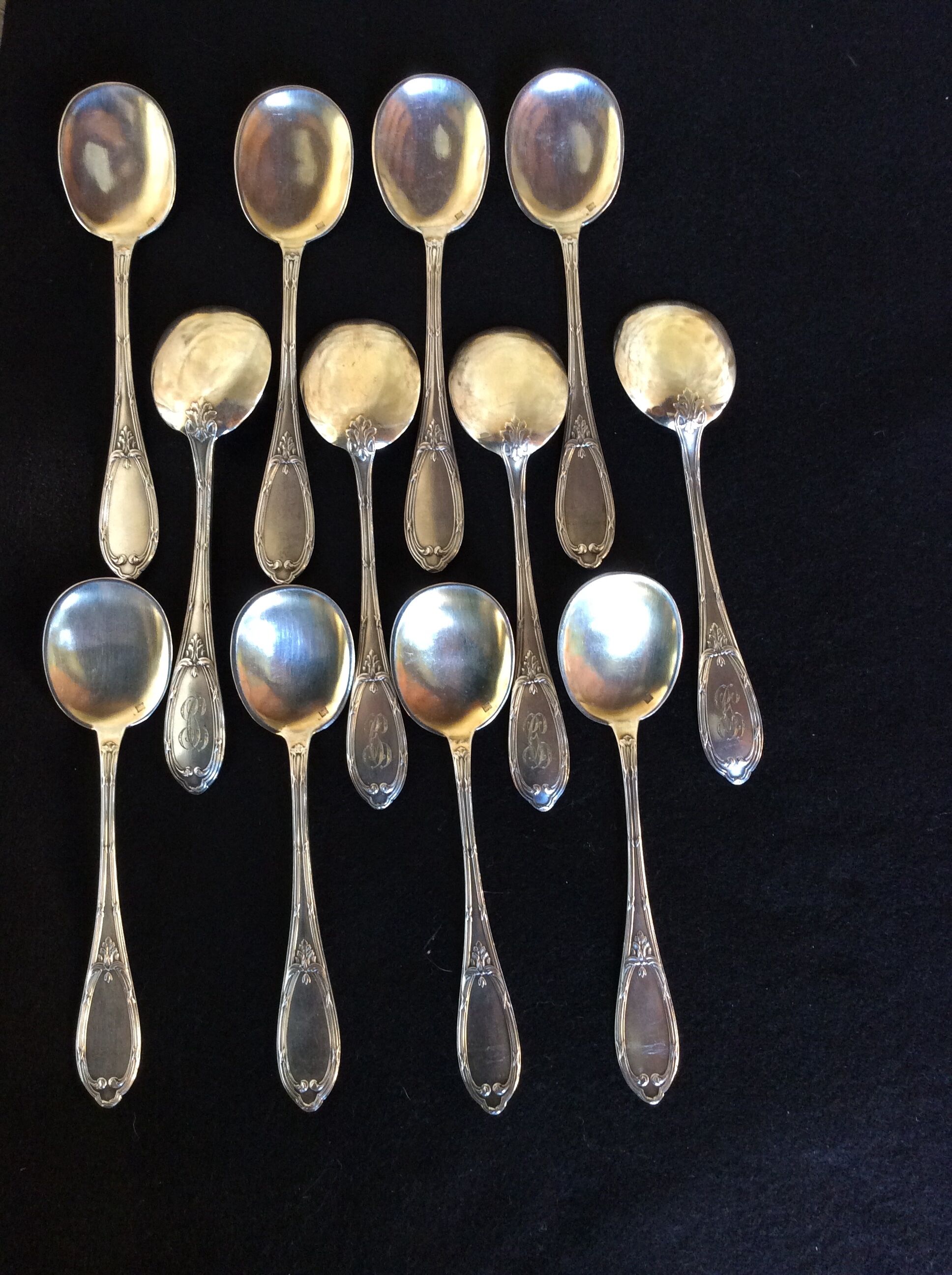 12 silver metal spoons, ice spoons