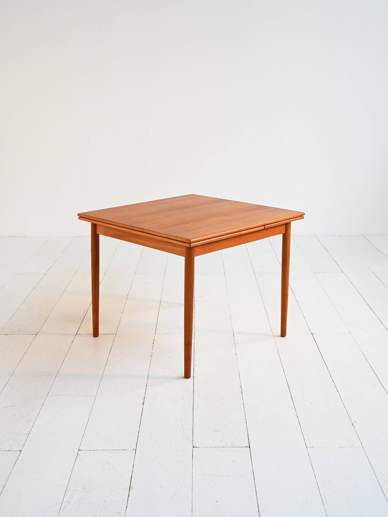Teak extendable dining table, 1960s