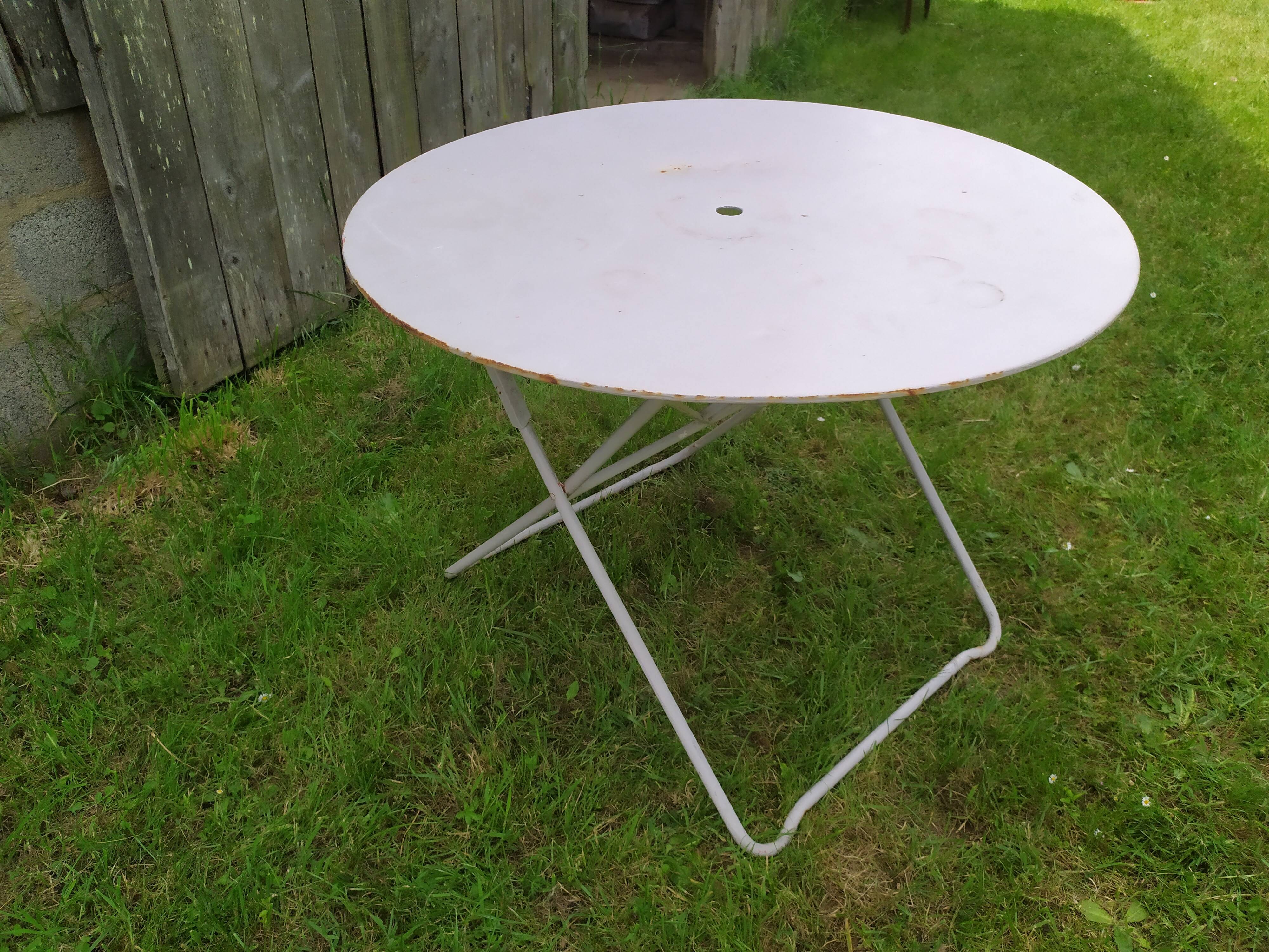 Iron garden table