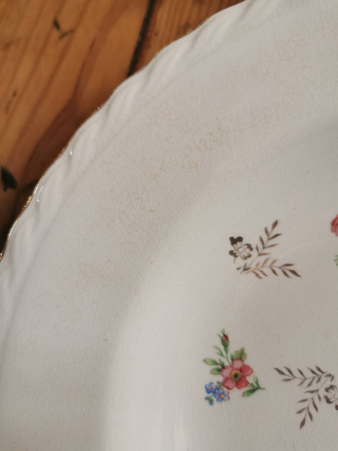 Vintage soup plates L'Amandinoise Pompadour