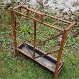 Door old wooden umbrellas turned