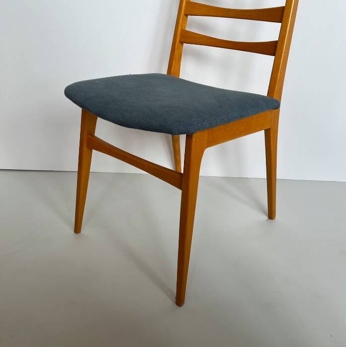 Chaise vintage bois clair Benze Sitzmobel