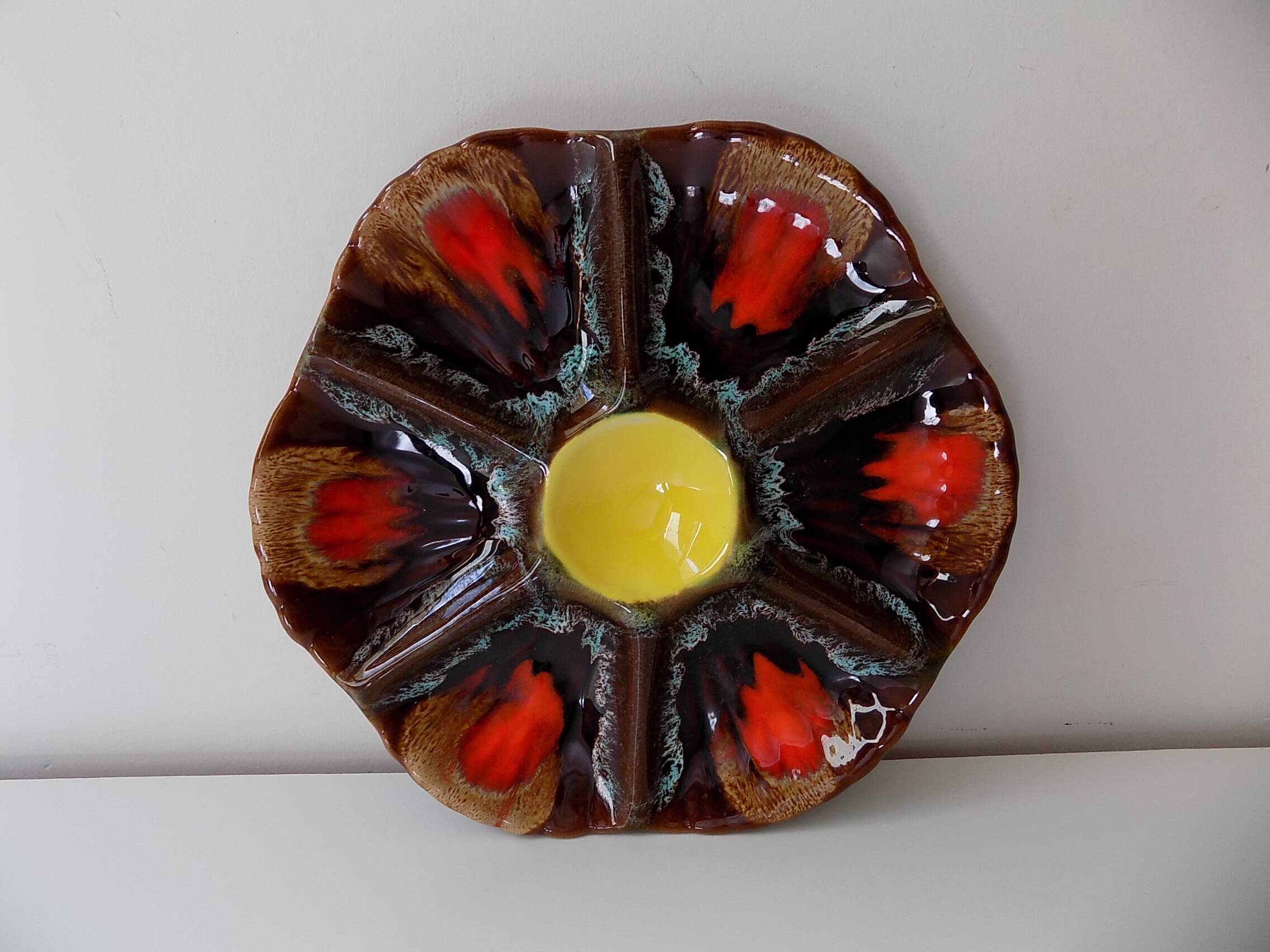 Flat plate (Vallauris) year 70