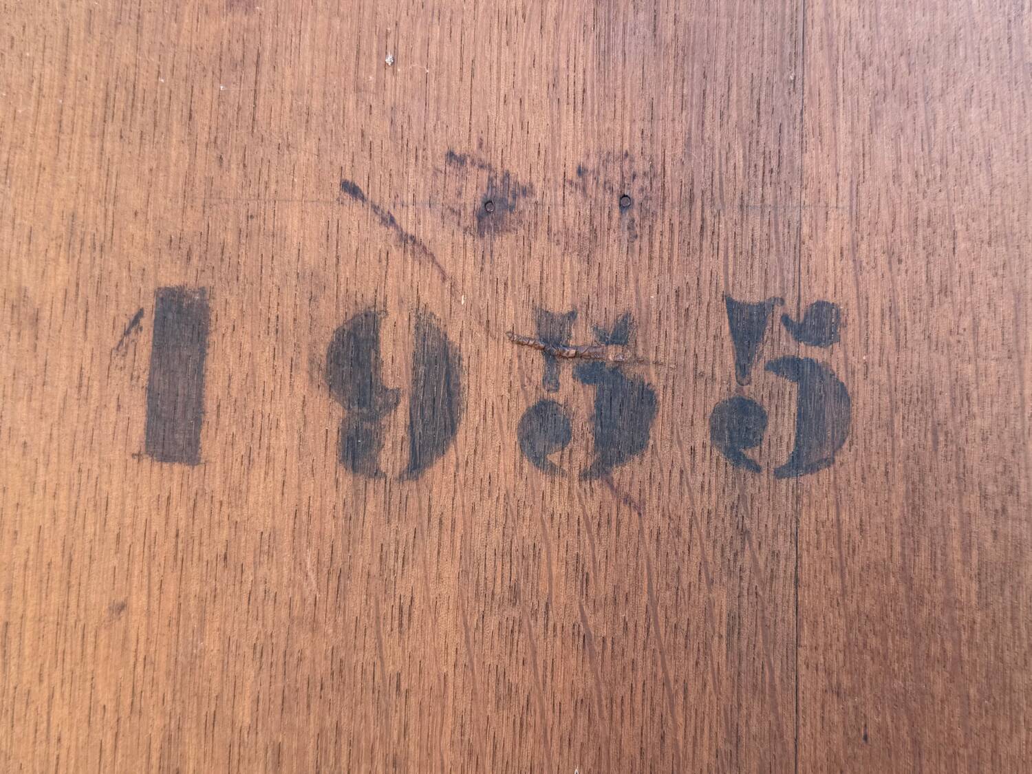 Art Deco buffet in raw and solid oak, 1935.