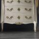 Commode patinée style Louis XV