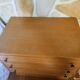 Chevet 3 tiroirs en bois clair