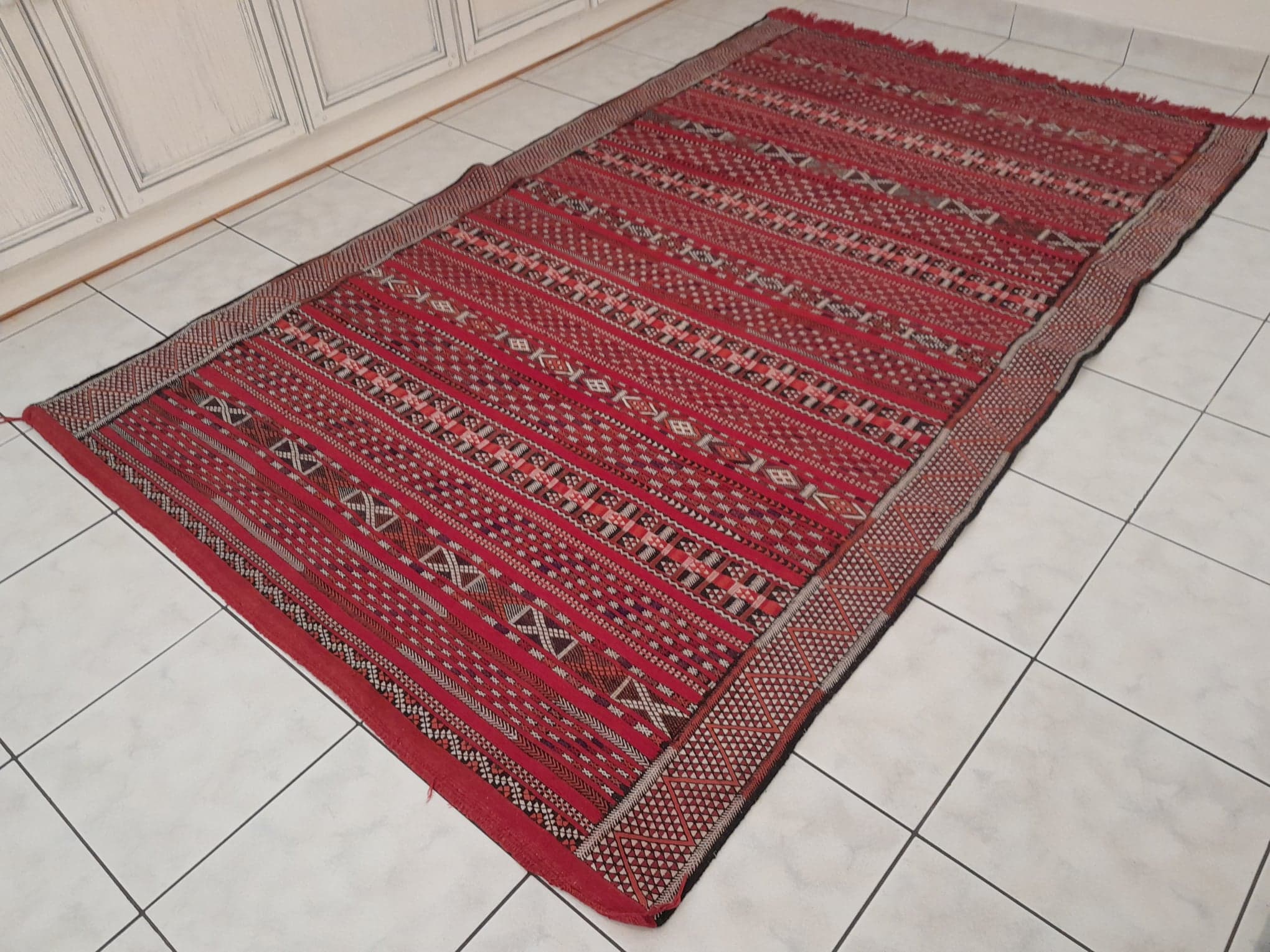 Handmade Berber Zemmour Kilim 244x155cm
