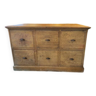 Trading counter