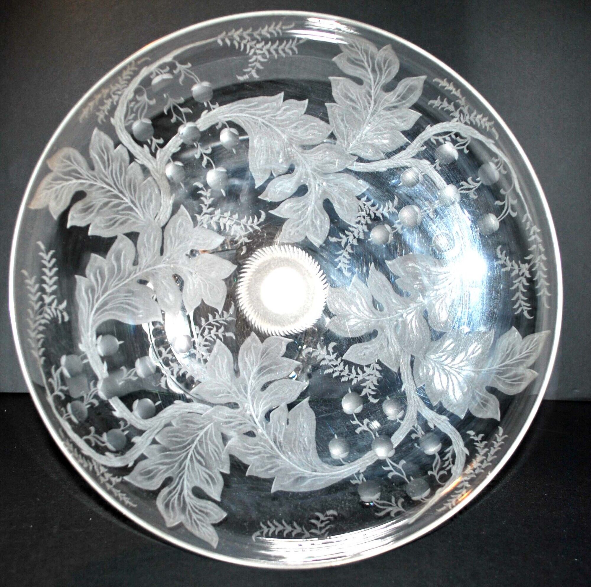 Standing cup dauphin crystal of baccarat 1897