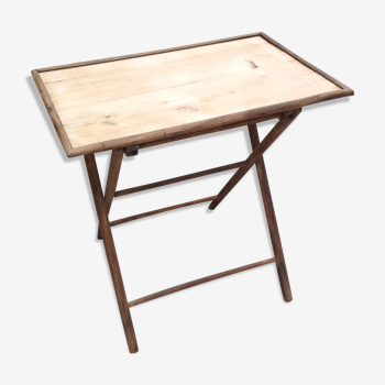 Table pliante en bois