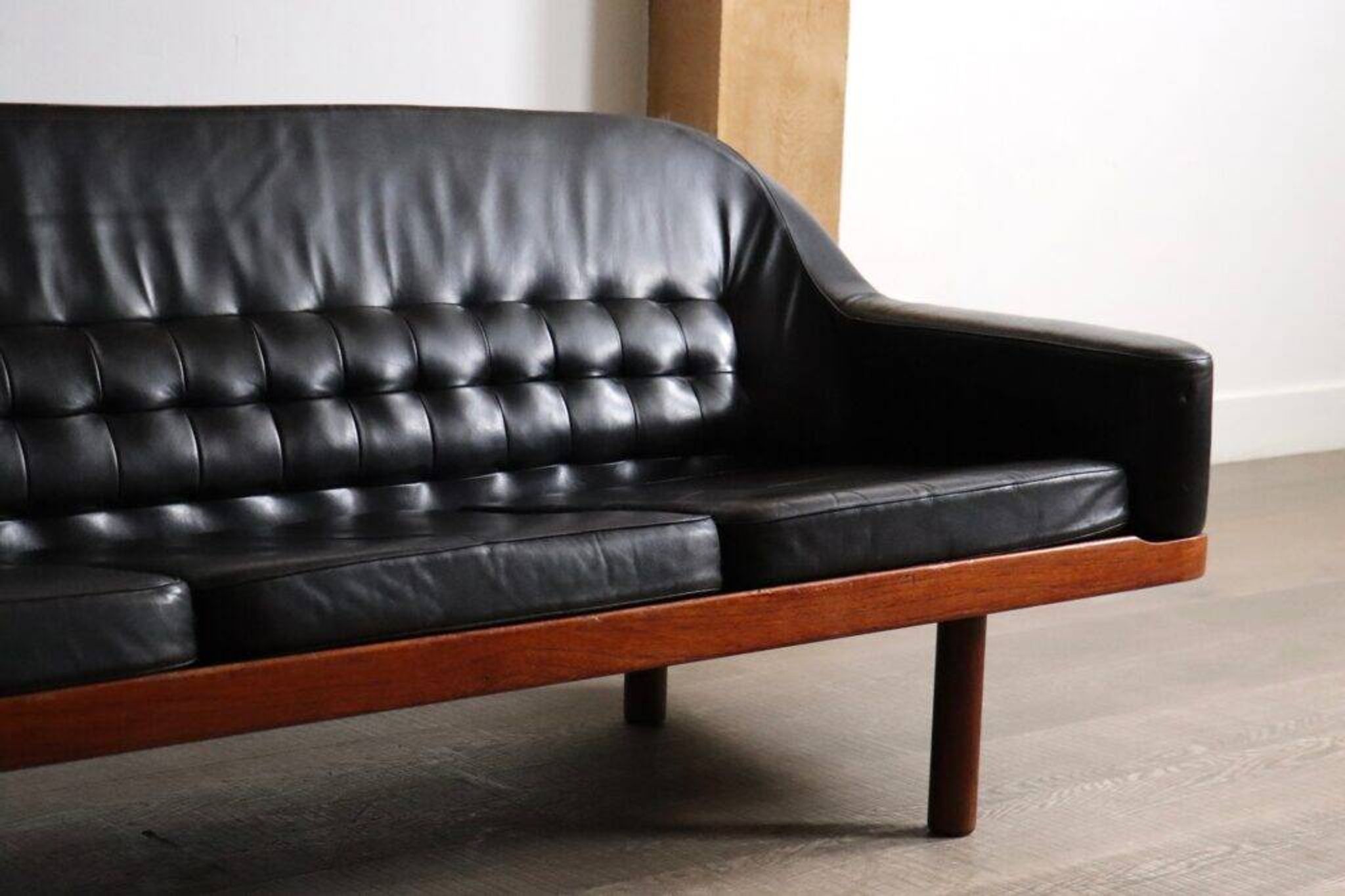 Canapé Arne Halvorsen '2010' en cuir noir, Norvège, années 1960.