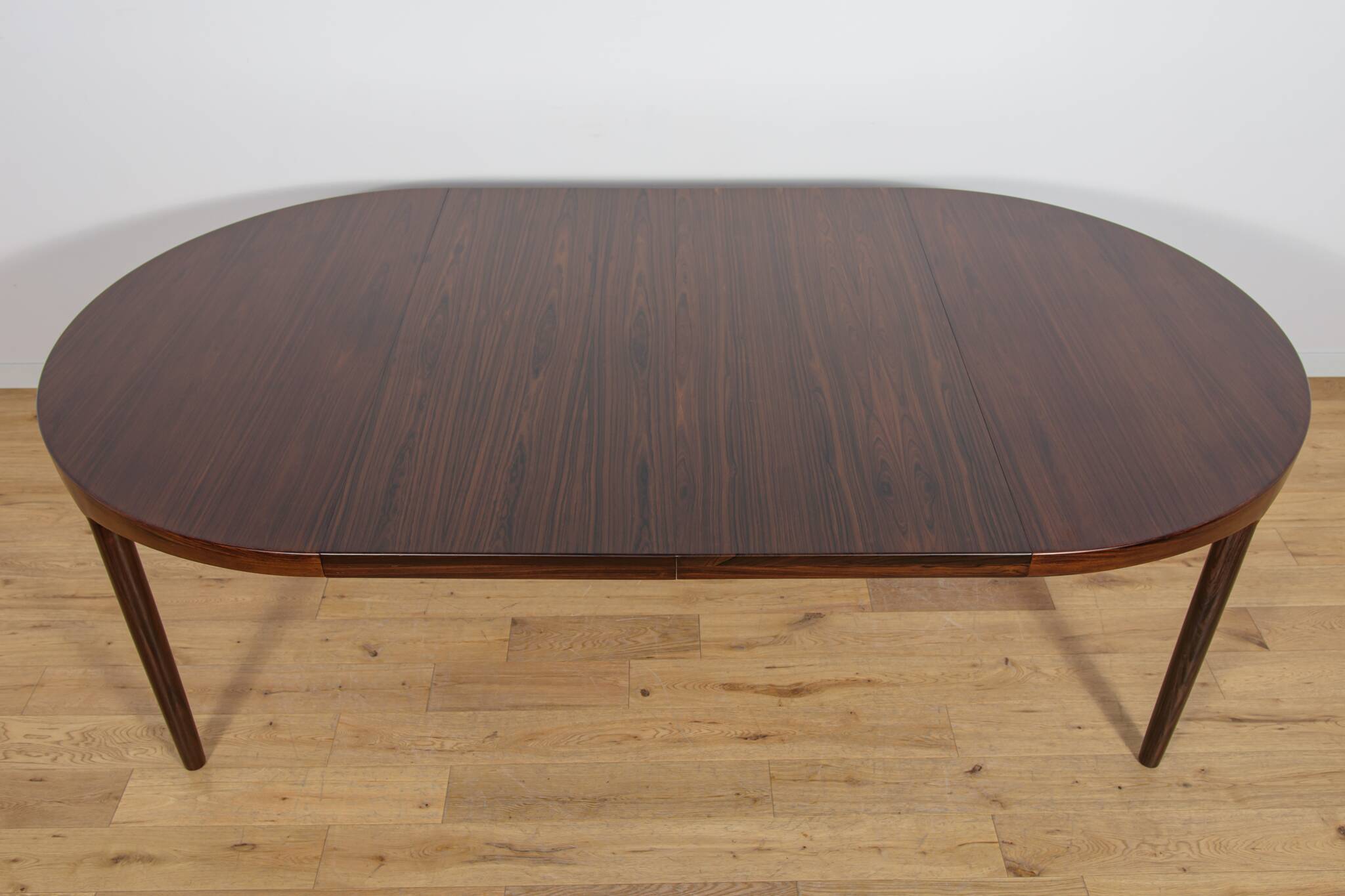 Mid-Century Extendable  Rosewood Dining Table by Harry Østergaard for Rande