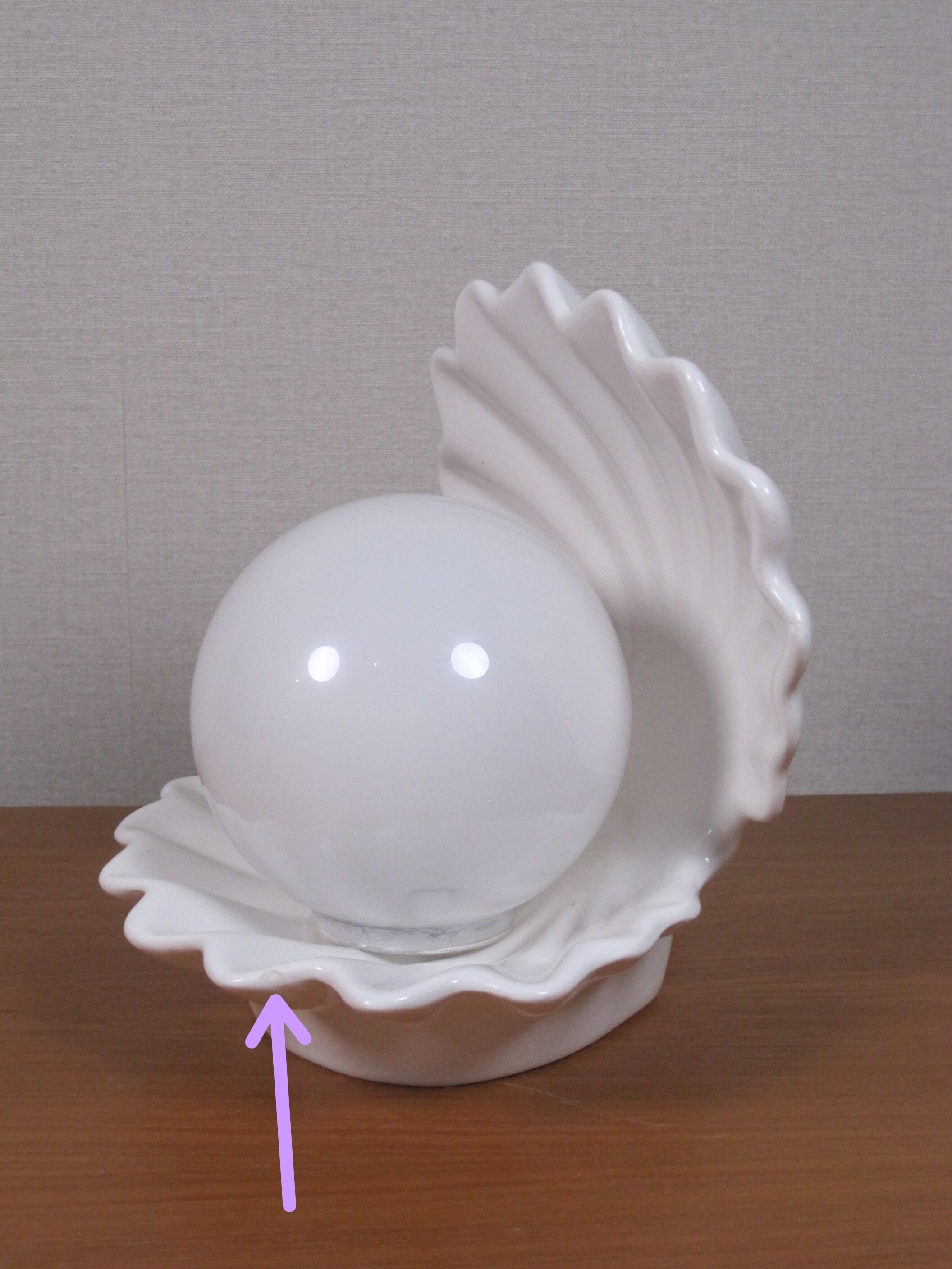 Table lamp shell in white enamelled ceramic, seventies design