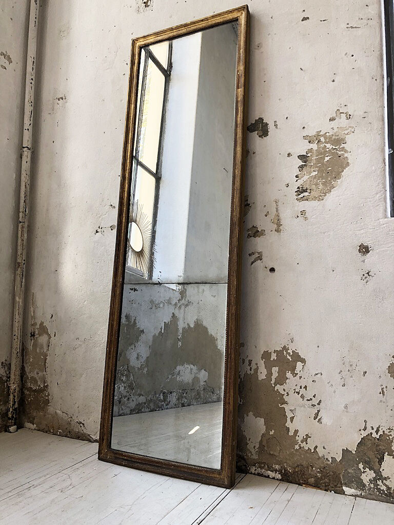 Mirror channel board