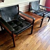 Set of 2 armchairs and their Sirocco Safari Chair tablet in black leather Elmo from 1964.