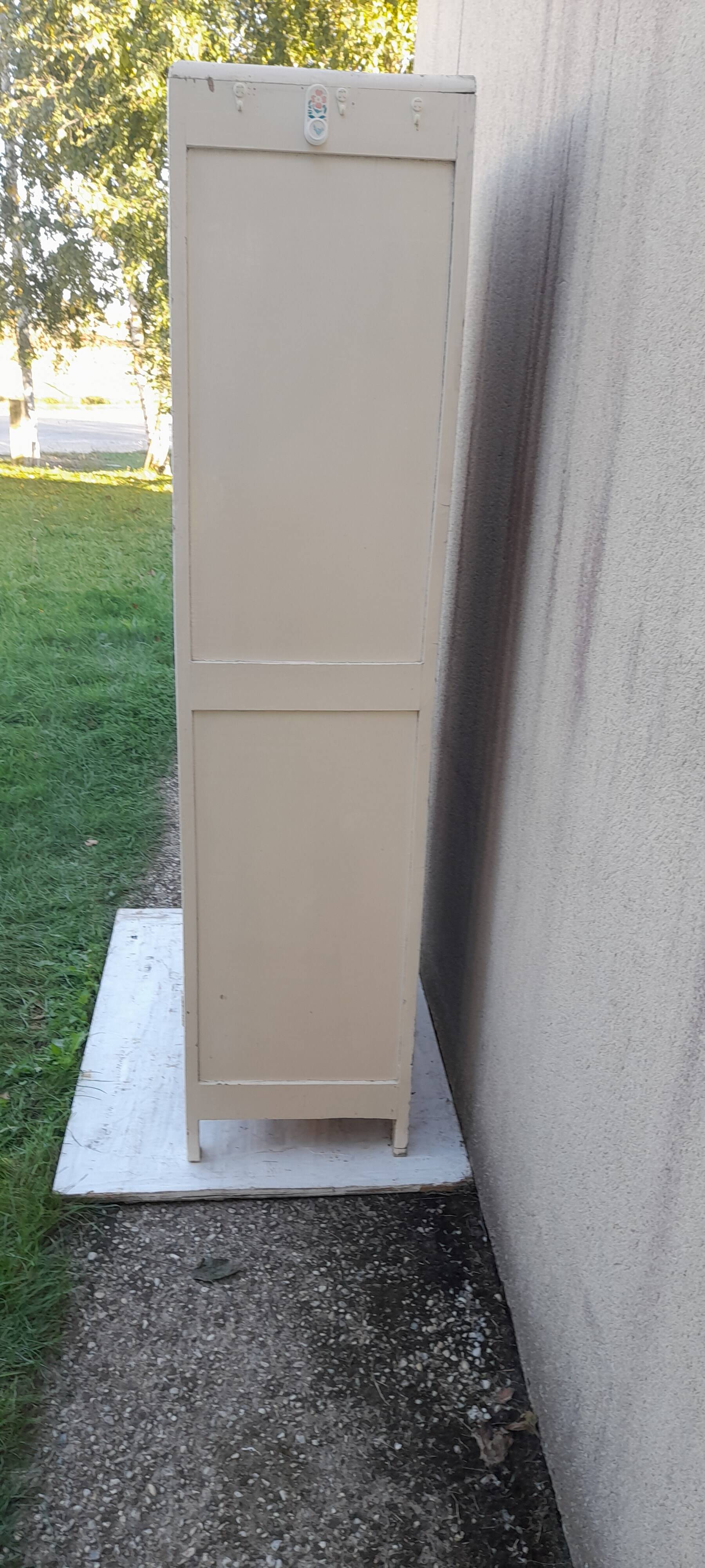 Parisian wardrobe with key H 171 cm