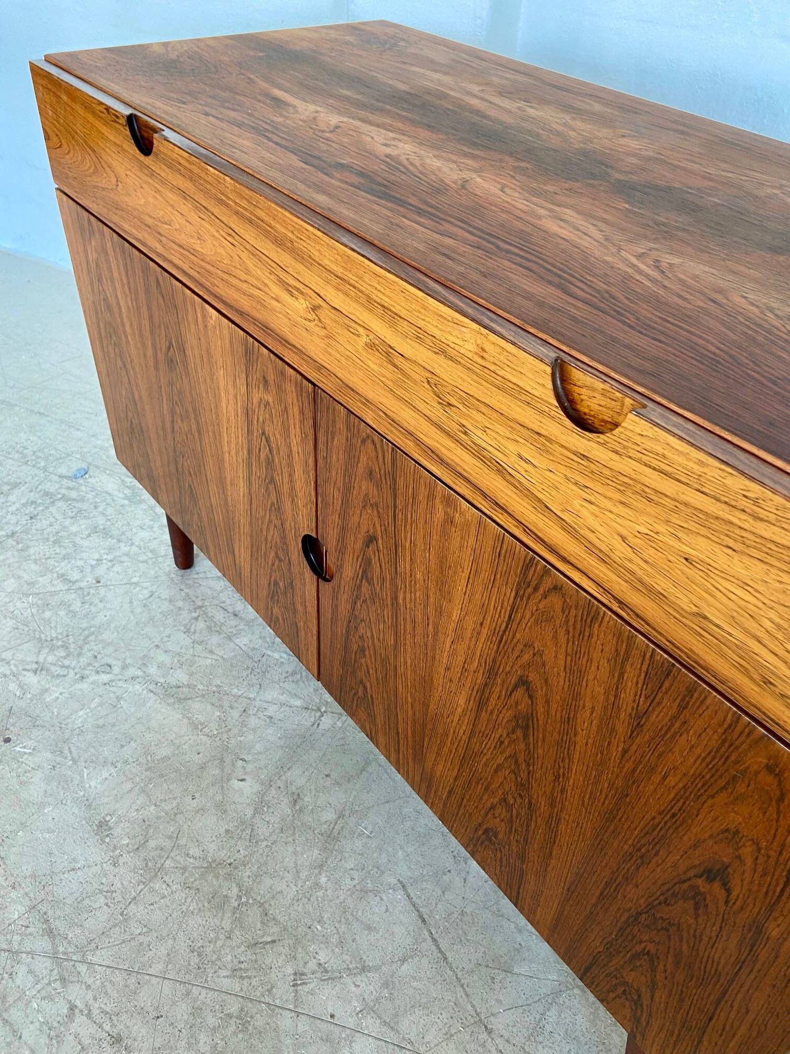 Buffet en rosewood danois rétro vintage des années 1960