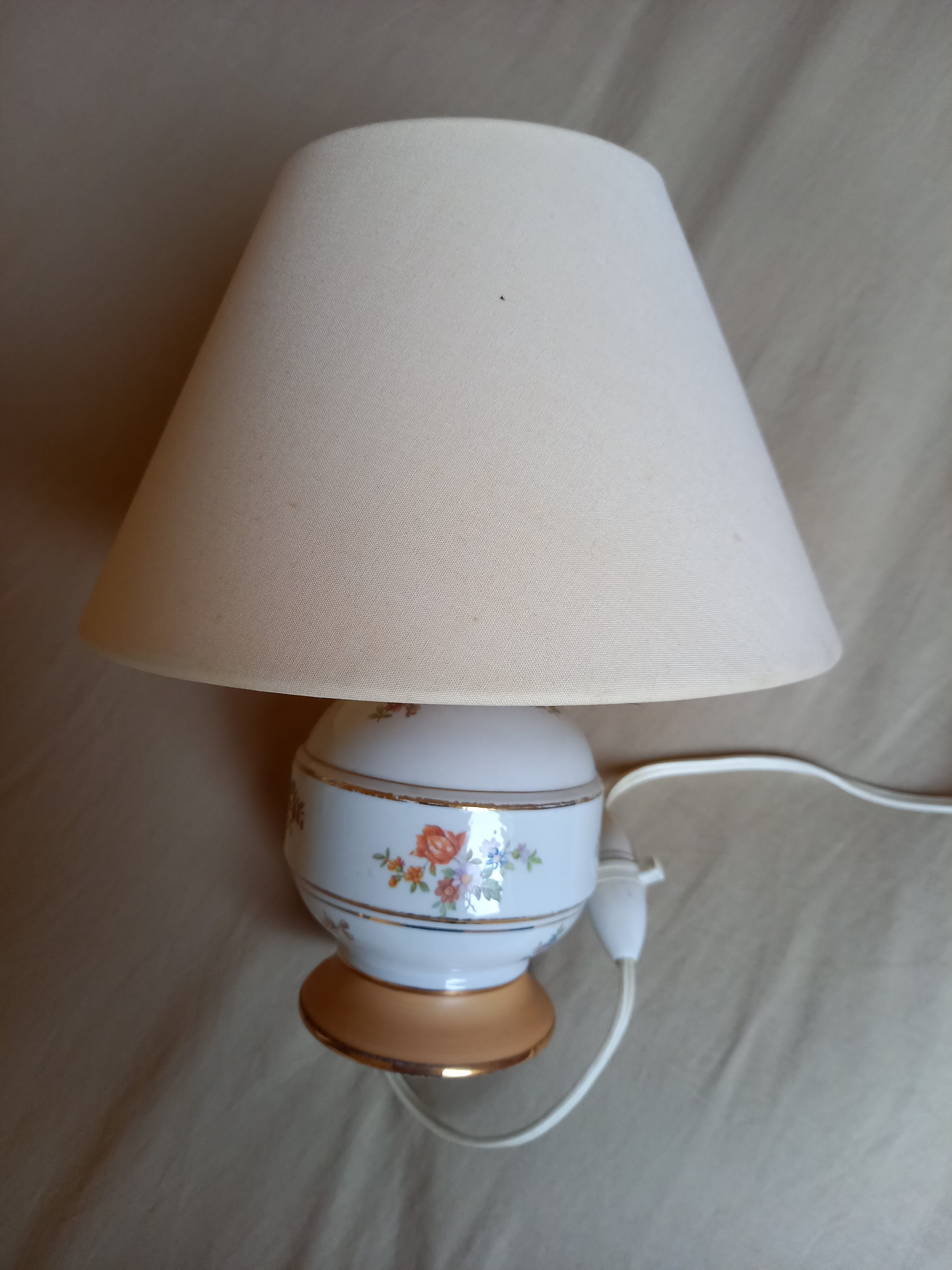 Porcelain bedside lamp