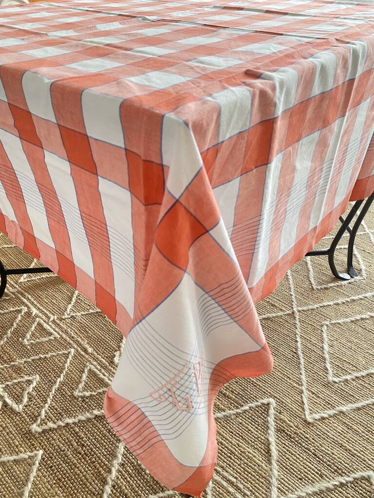 Tablecloth and 8 monogrammed Scottish napkins GB - 150x140 - cotton