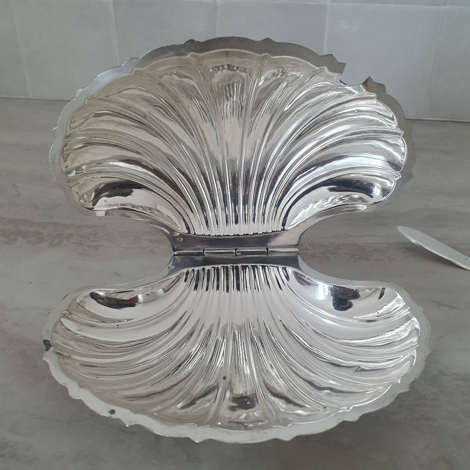 Deschamps Freres butter dish with silver-plated metal shell and V-shaped bowl