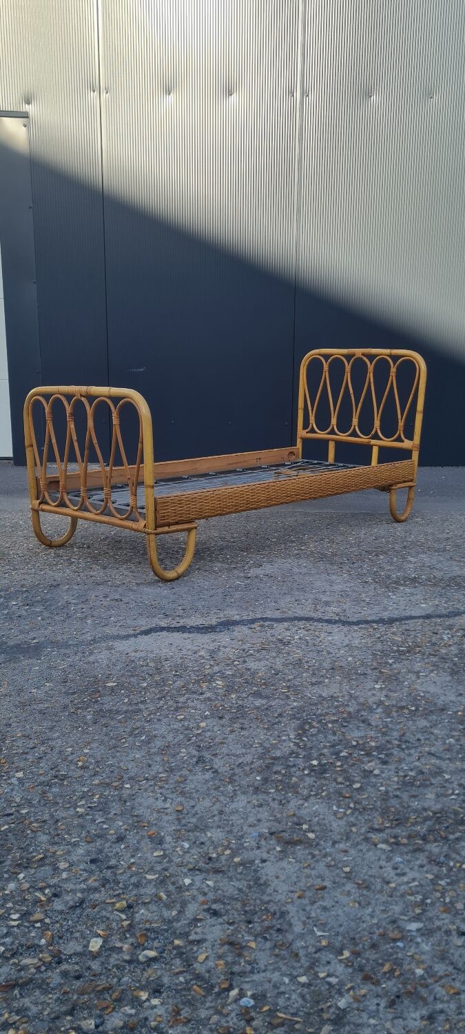 Rattan bed 1960