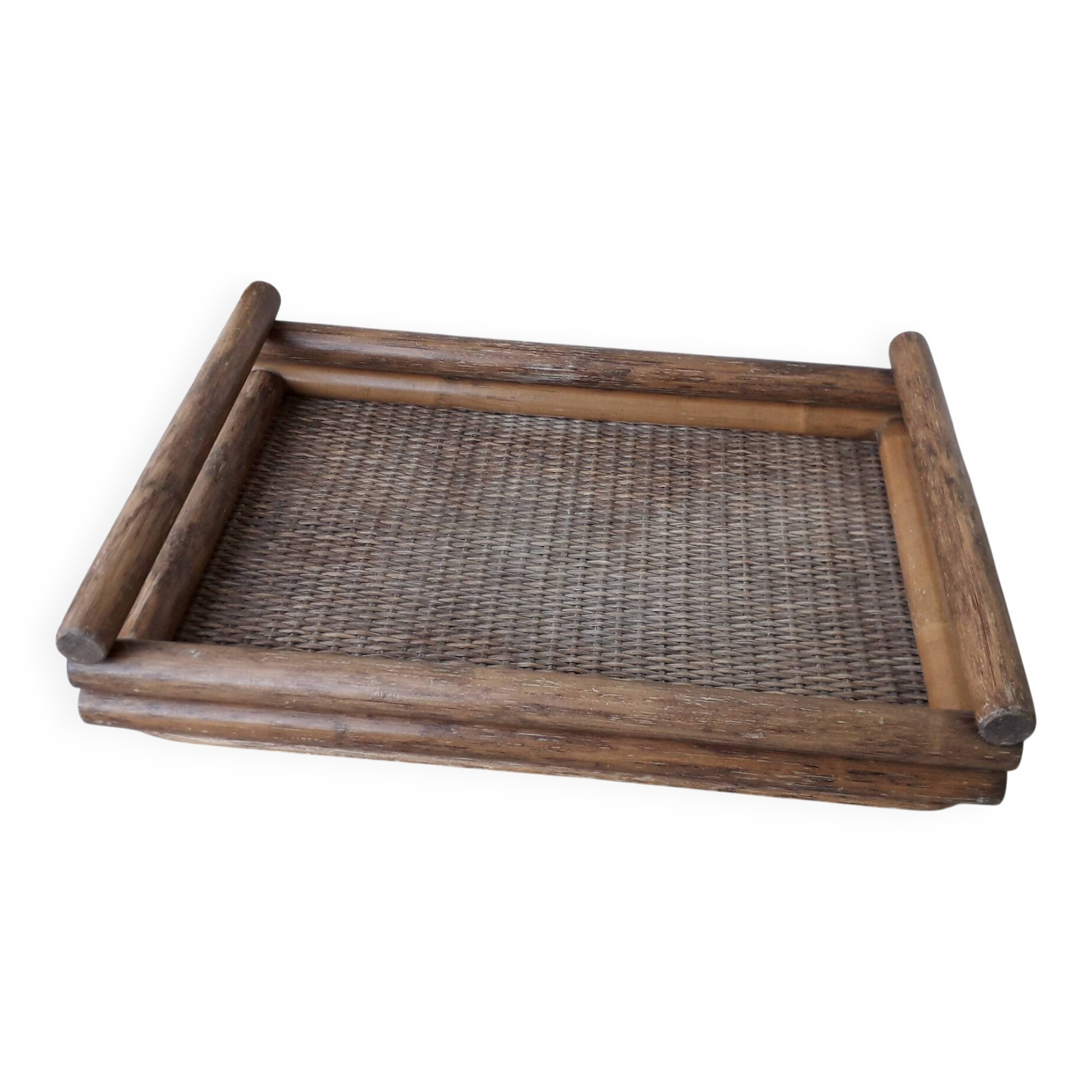 Wooden plateau