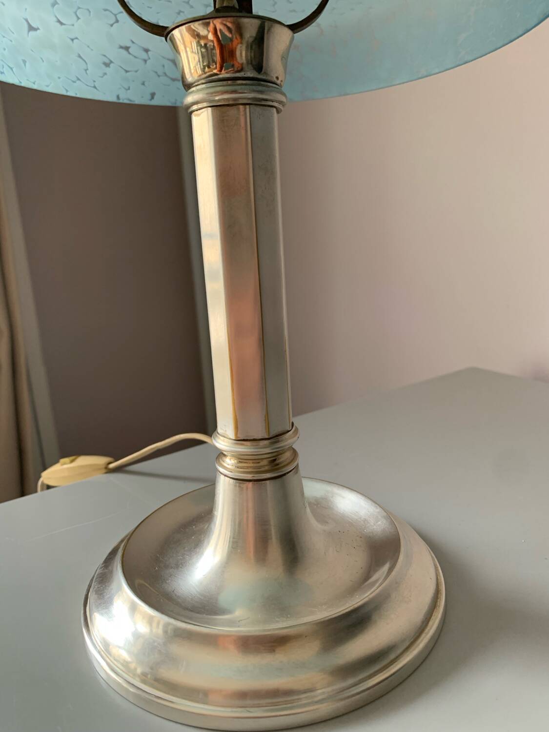 Antique table lamp with silver base and Clichy glass