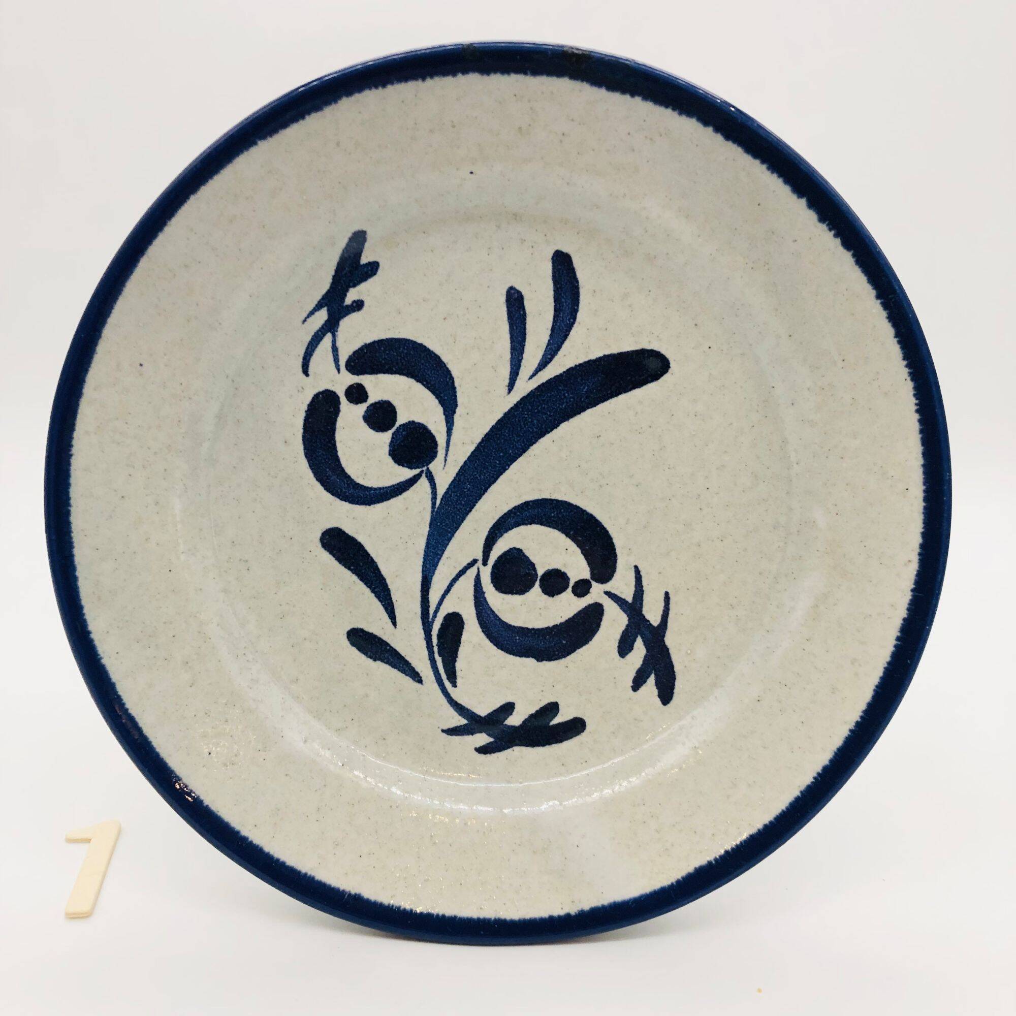 6 dessert plates, St Clément. Hand-painted decoration.