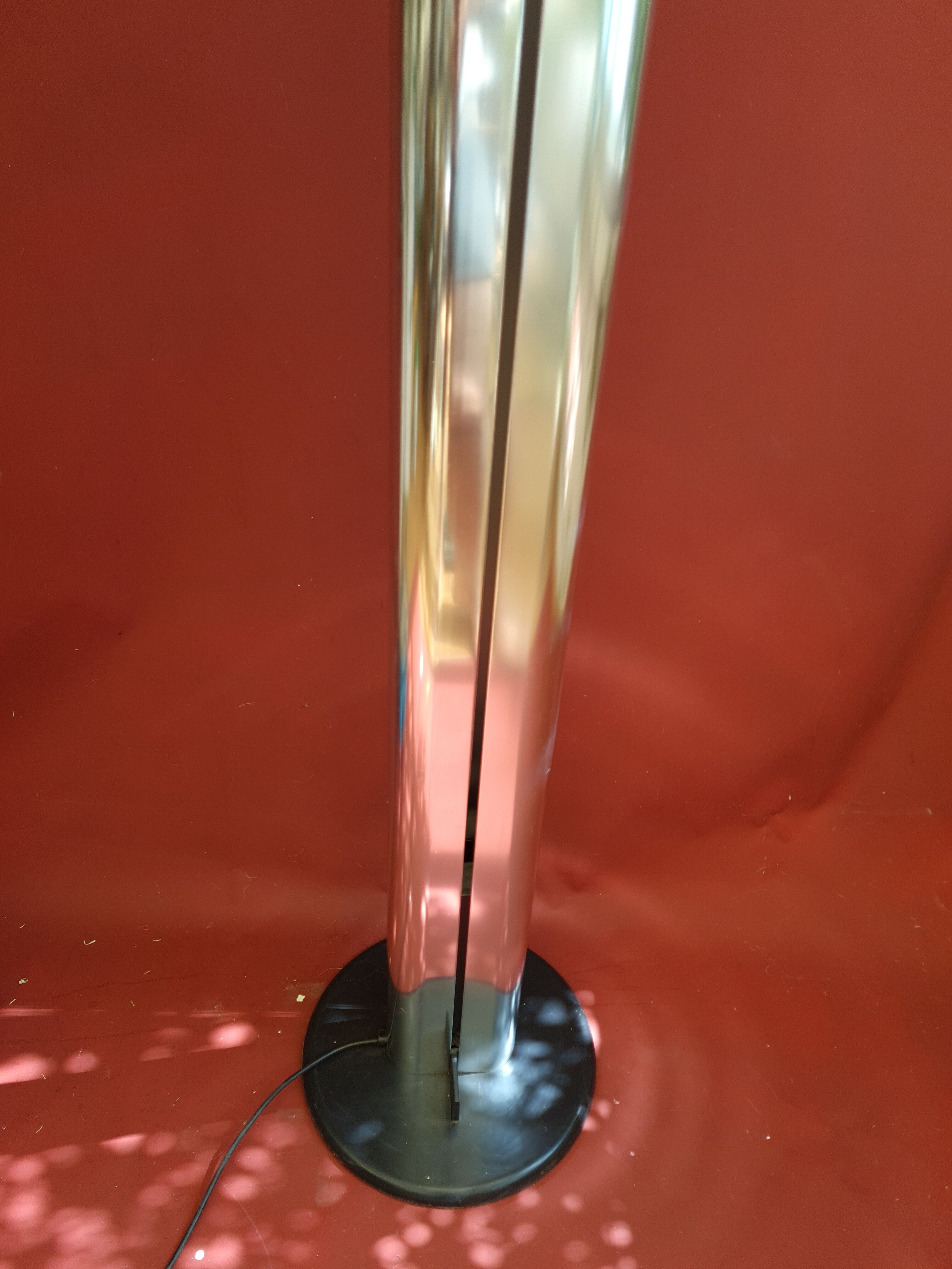 Halogen lamp by Gianfranco Frattini for Artemide, Megaron model.