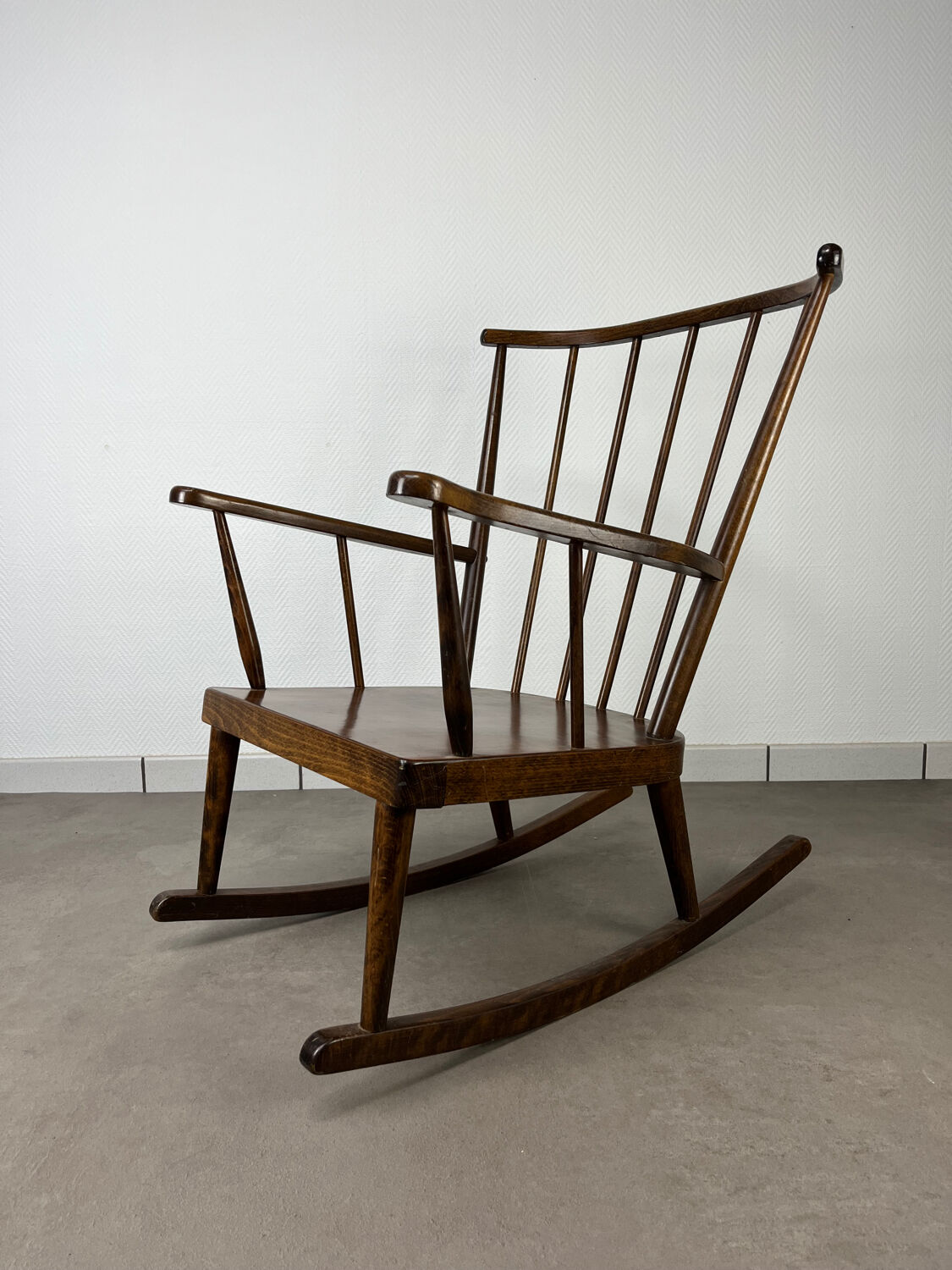 Baumann Rocking Chair Fan