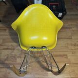 RAR EAMES HERMAN MILLER 1977 US FONT