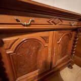 Classic chest of drawers