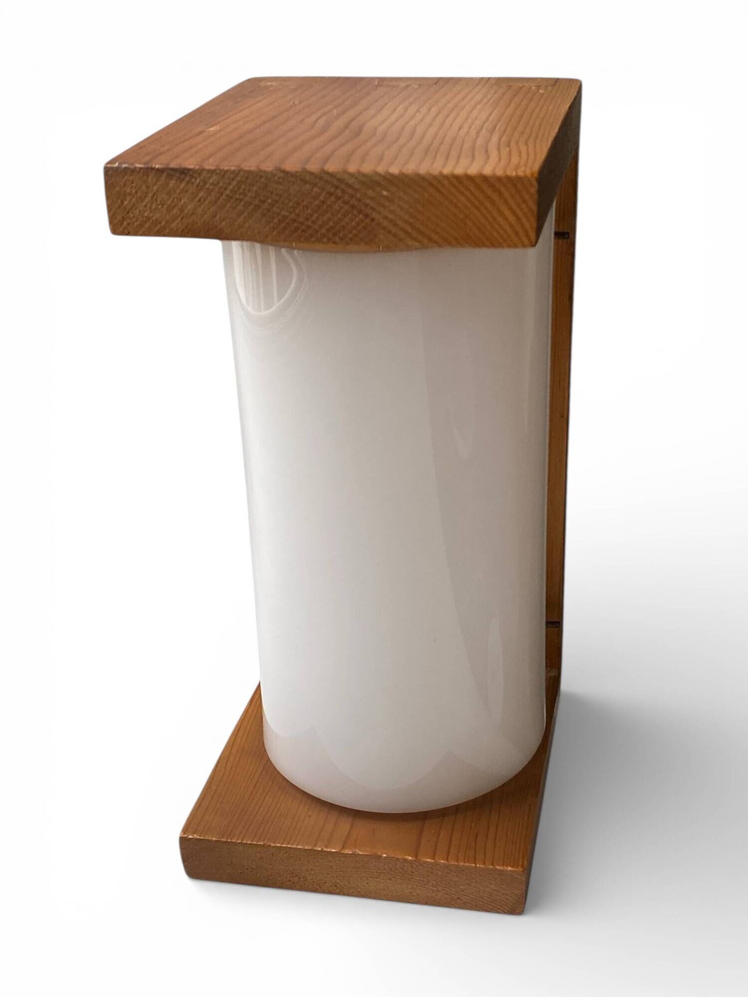 Vintage wall lamp in pine by René Martin cabinetmaker Charlotte Perriand