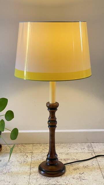 Candle holder lamp with walnut effect, vintage.
