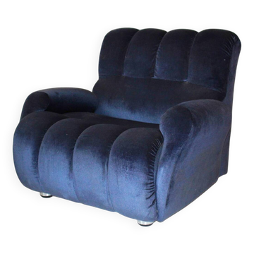 Fauteuil italien moderne en velours bleu