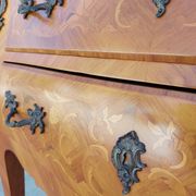 Louis XV chest of drawers in rosewood marquetry