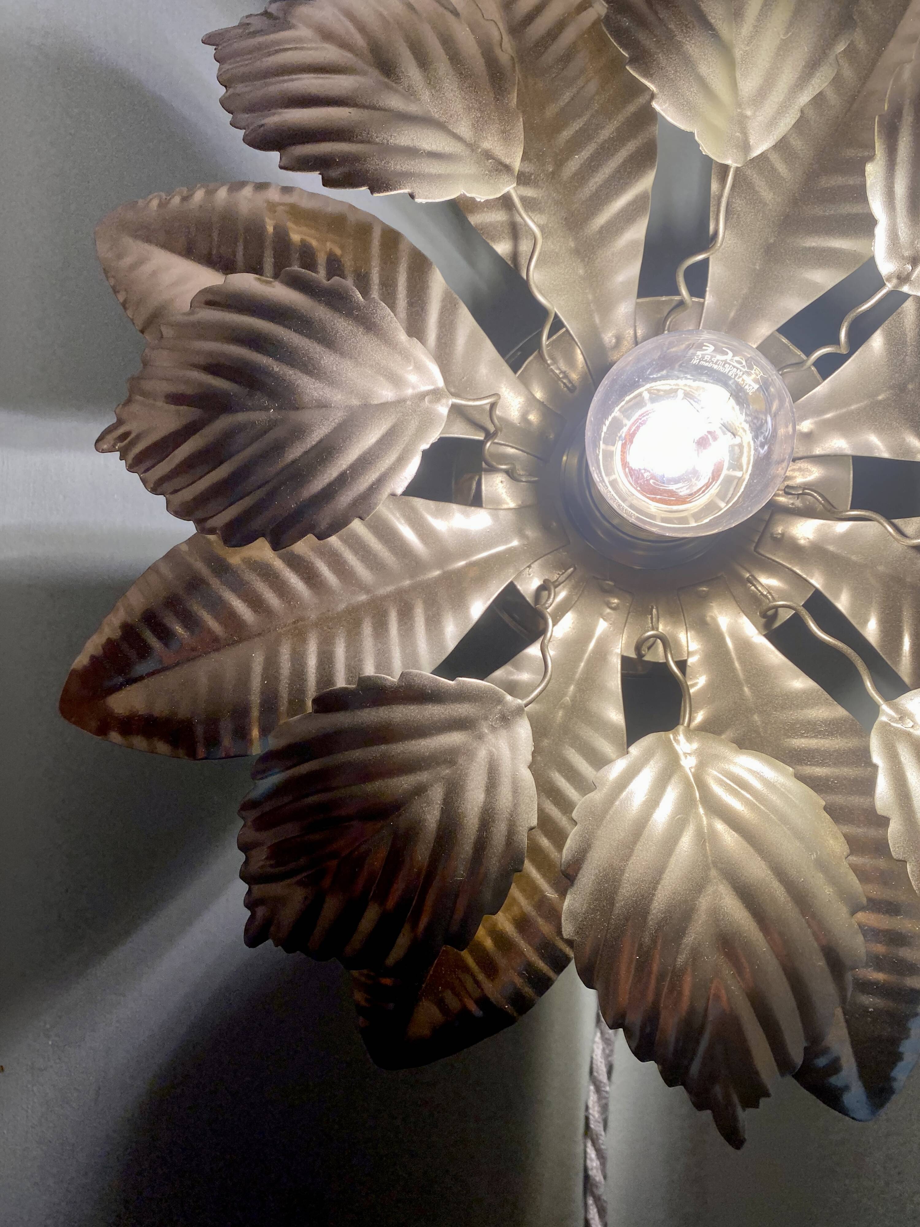 Vintage wall light in gold metal
