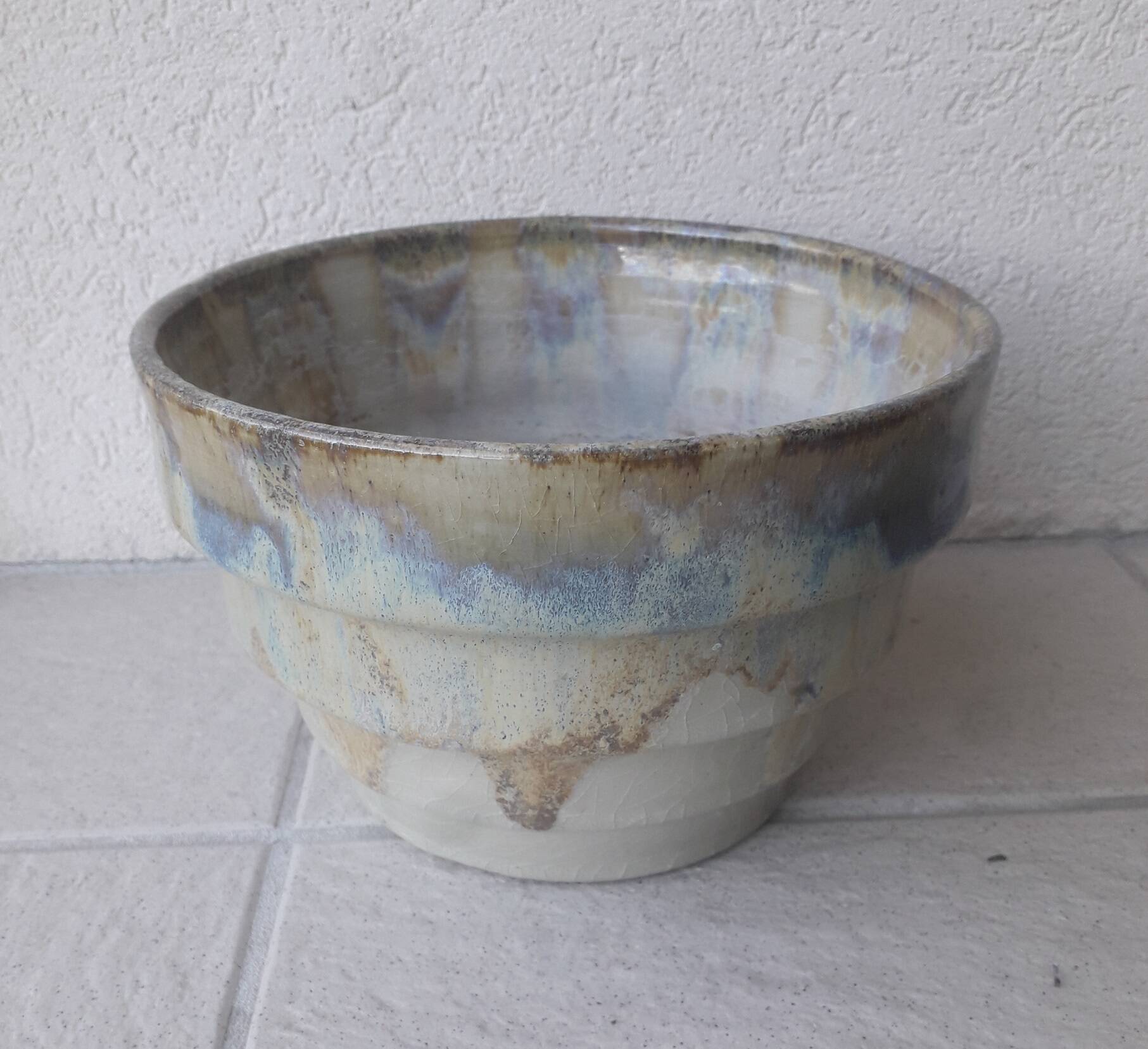 Ceramic planter