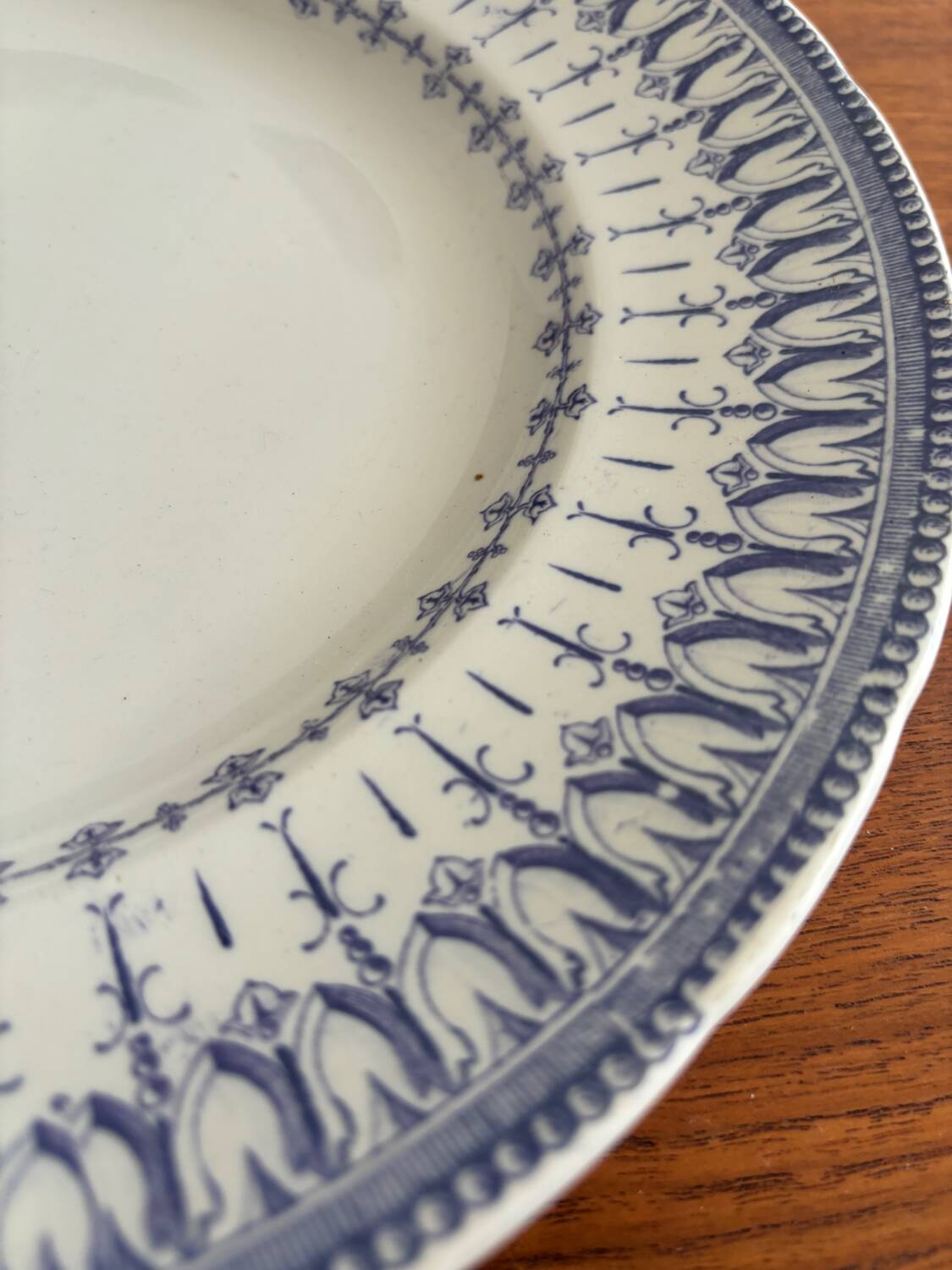 Set of 2 Creil and Montereau blue dishes – vintage serving plates