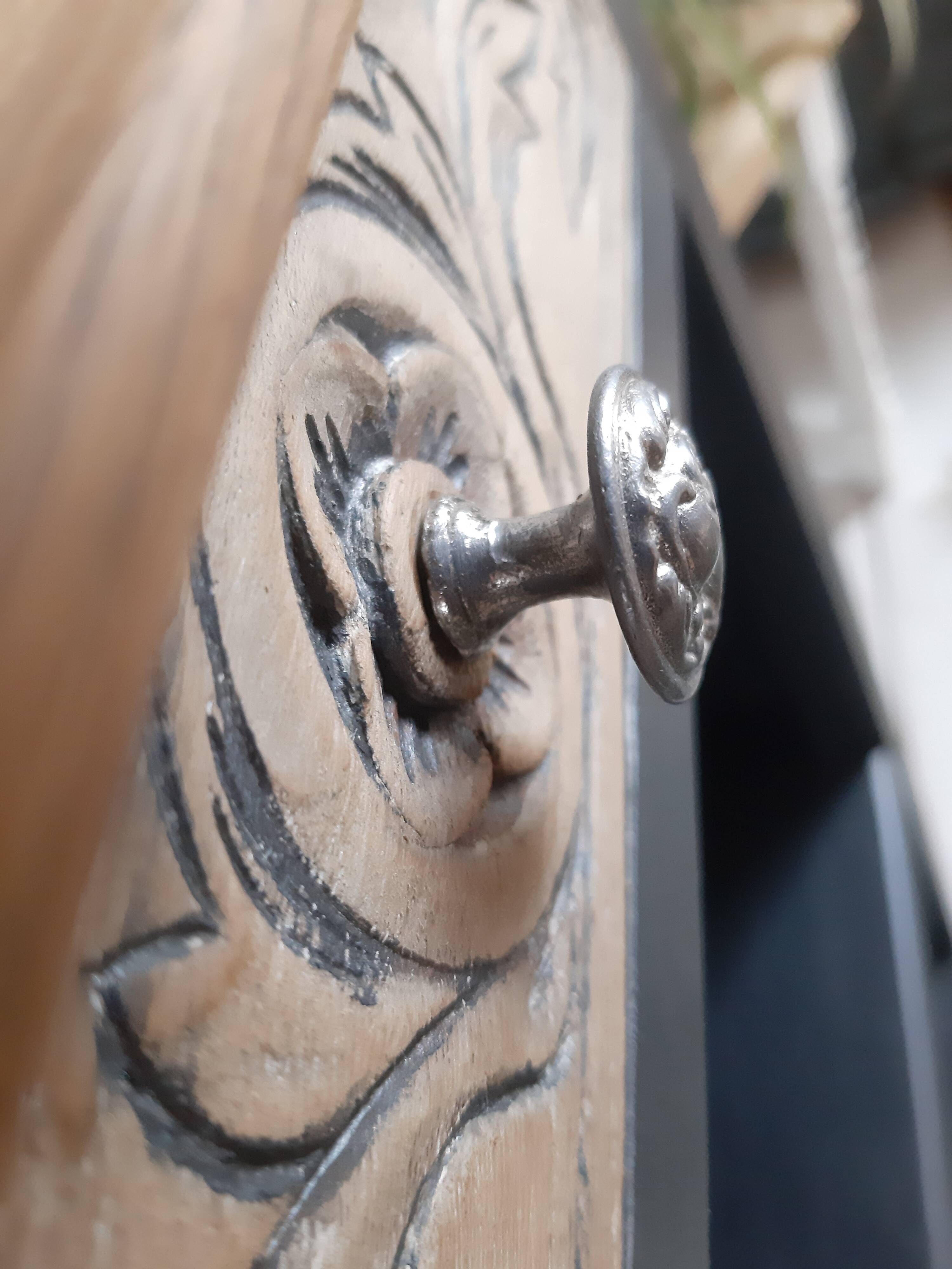 Bedside table/ Side cabinet