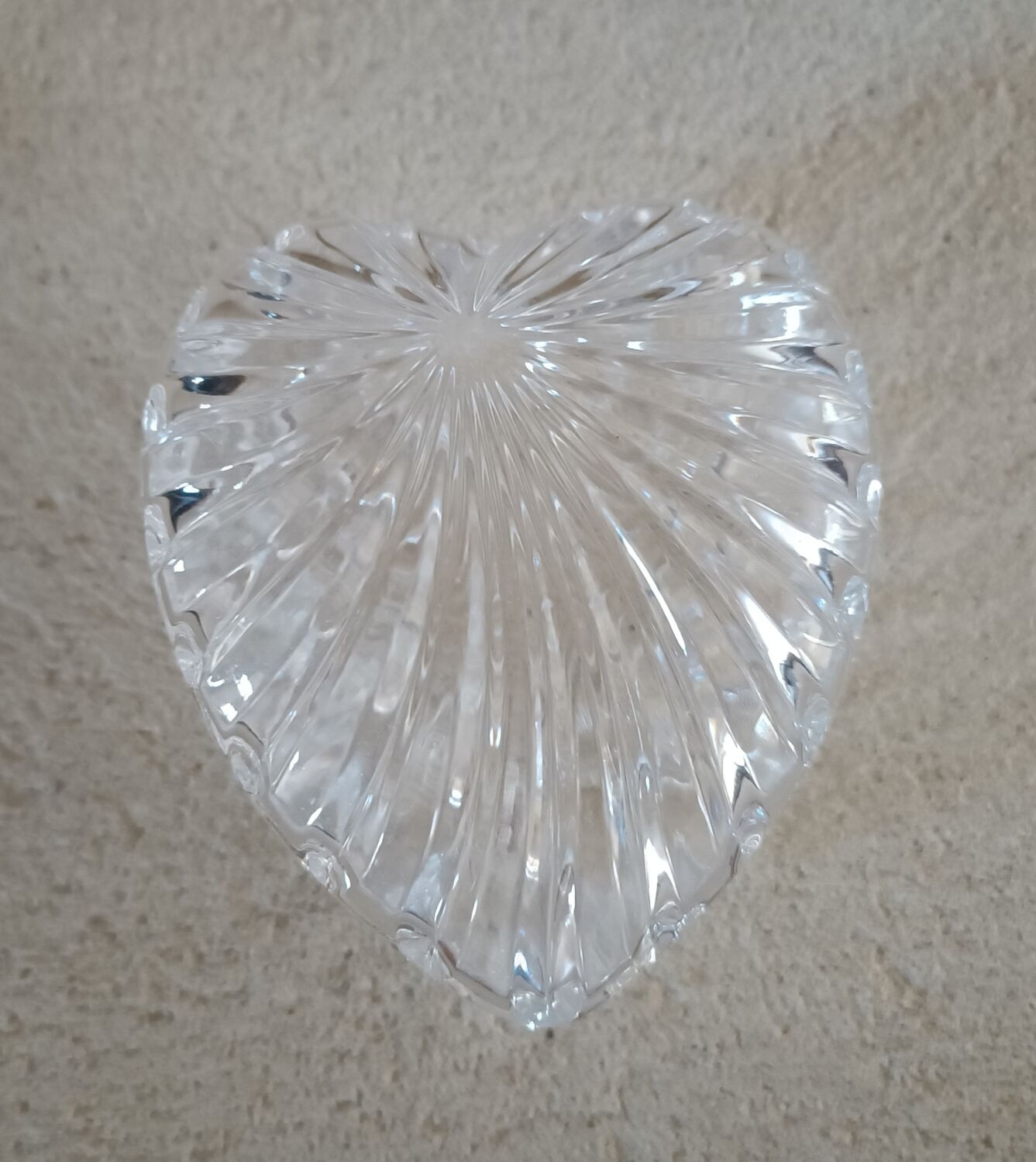 Boîte coeur en cristal