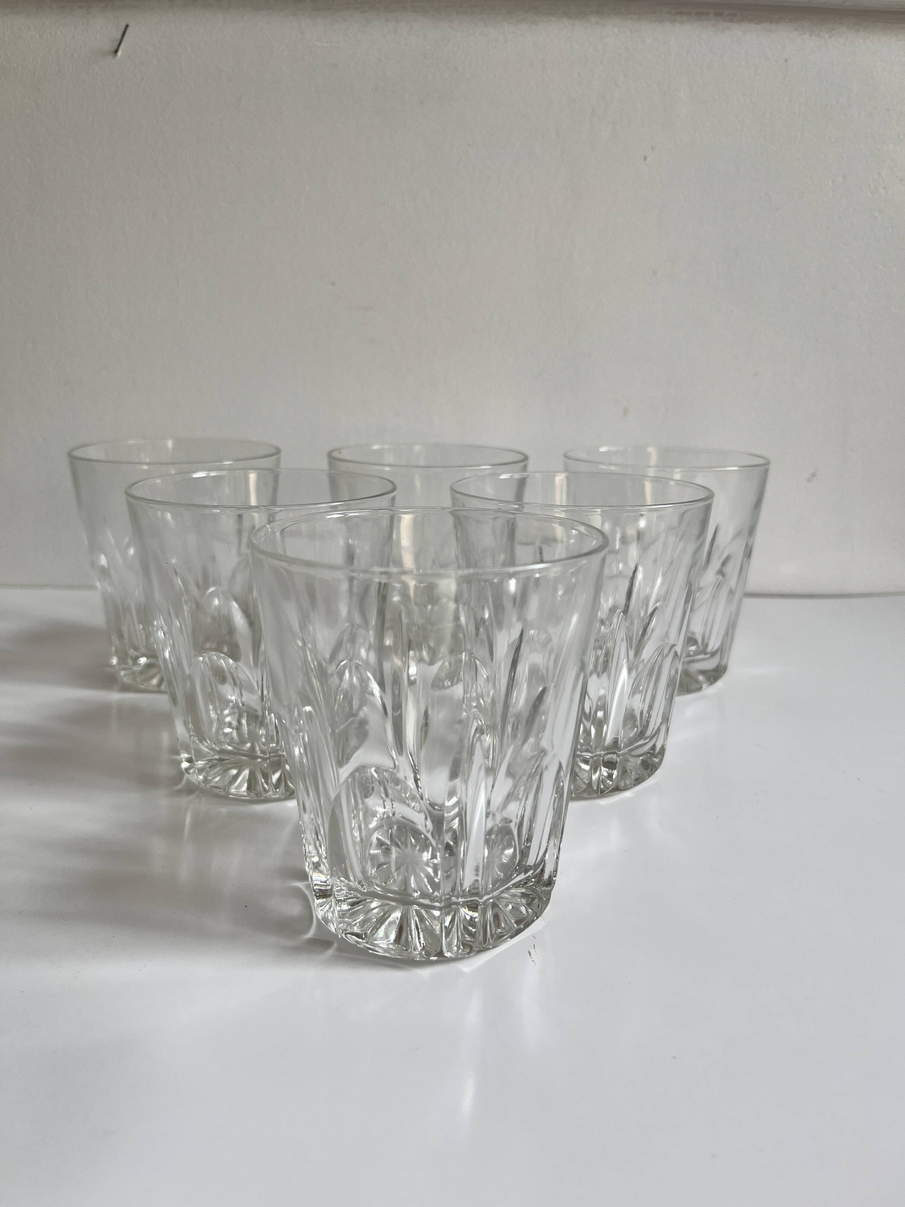 Cut whisky glasses