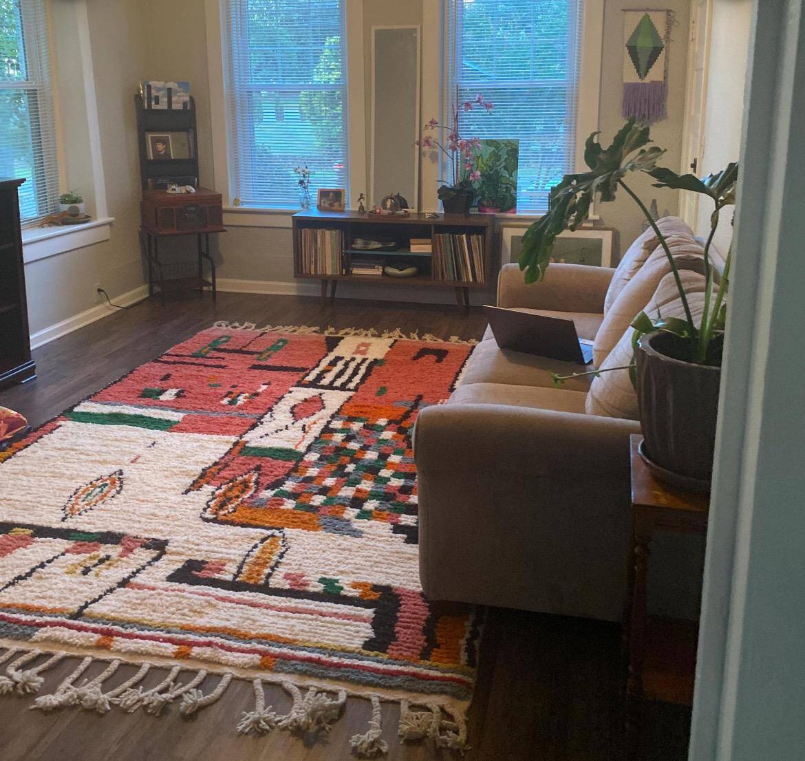 Tapis berbère en laine pure, artisanal, 250x150 cm, fait main au Maroc
