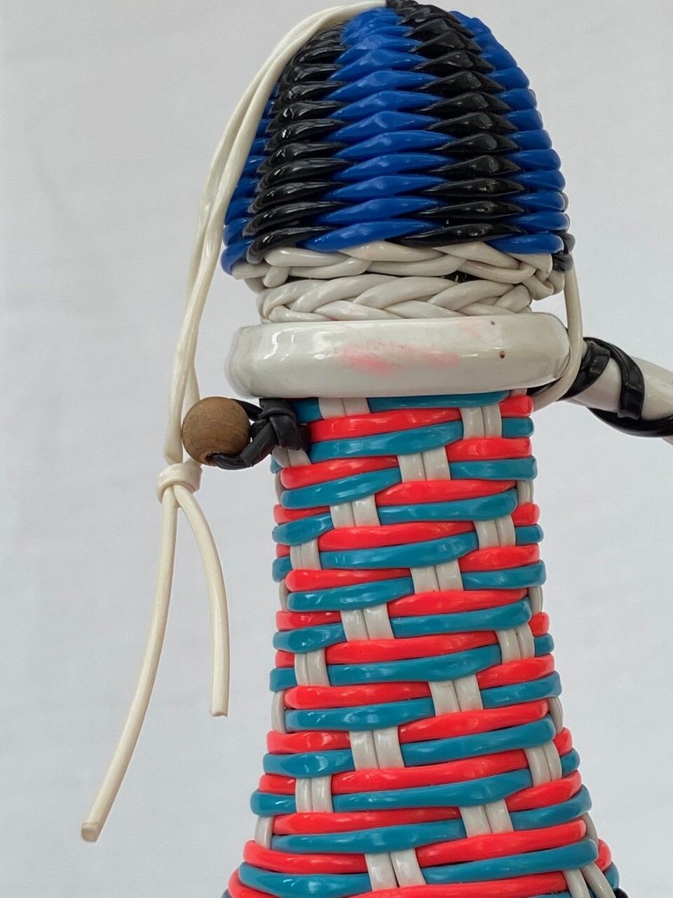 Multicolored scoubidou bottle with cap