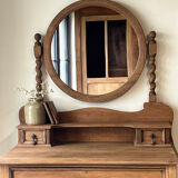 Dressing table
