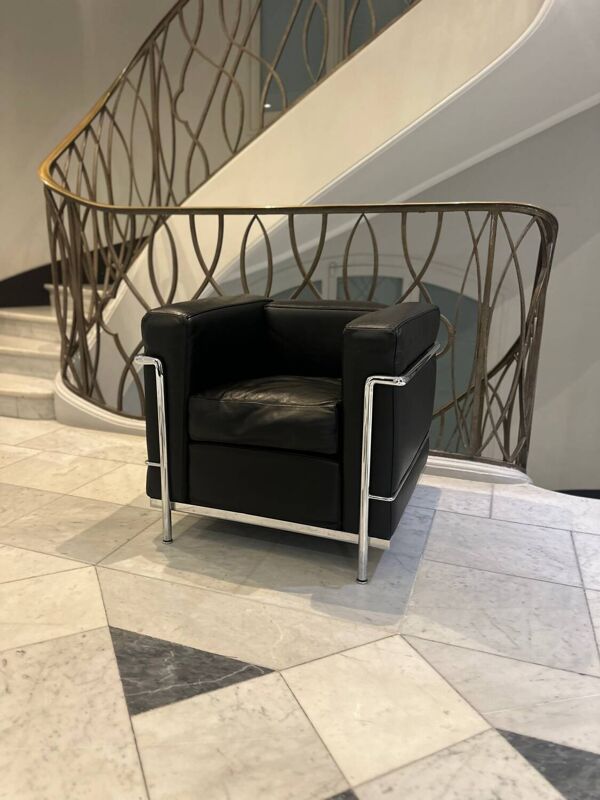 Fauteuil LC3 le Corbusier édition Cassina