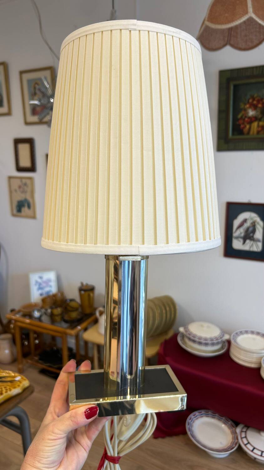 Robert de Schuytener pleated lamp