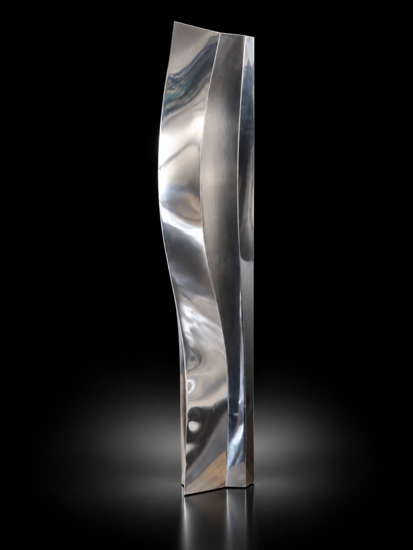 Large sculpture vase signed – polished mirror stainless steel – circa 199